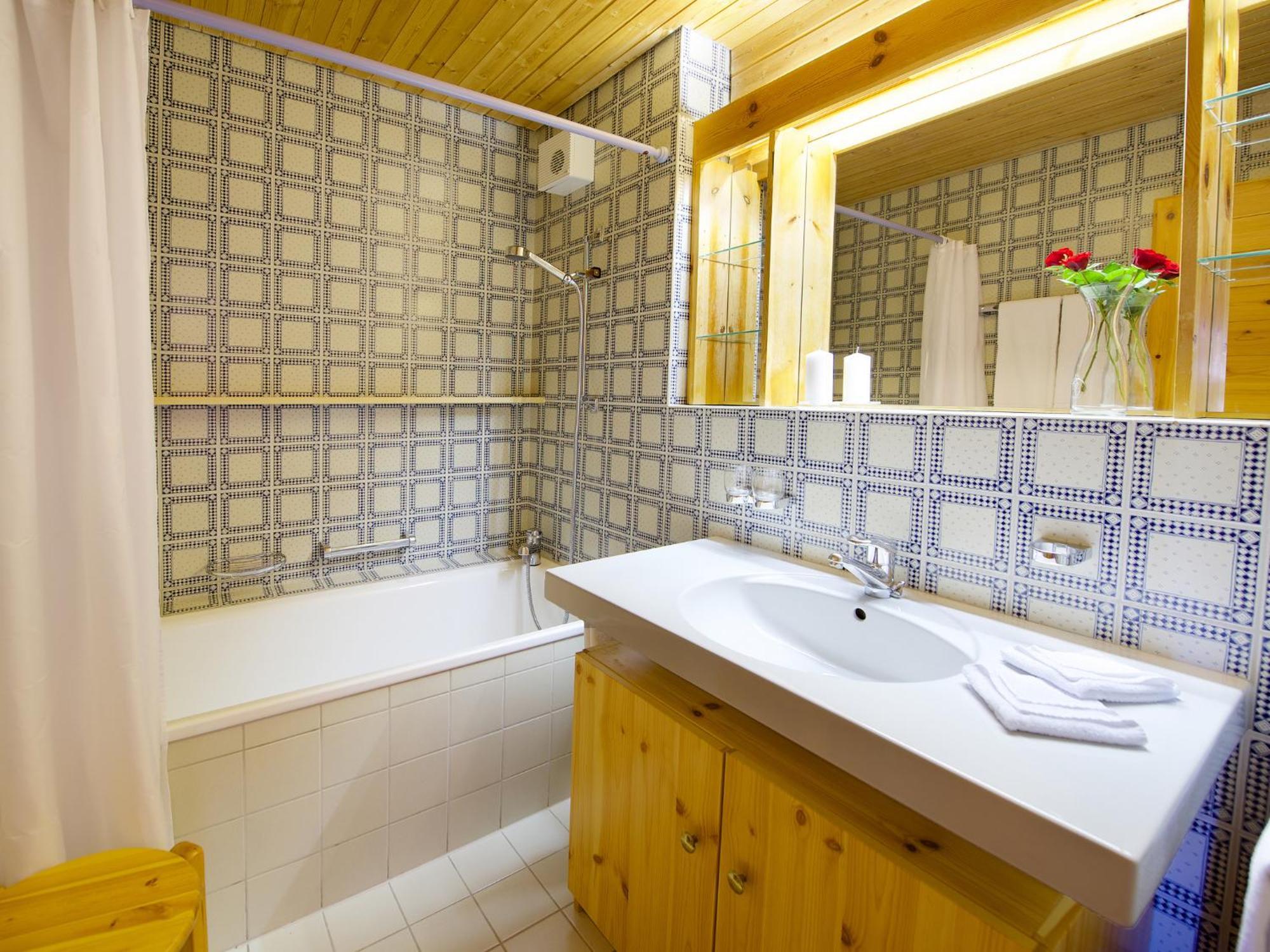 Schweizerhof Ferienwohnungen Lenzerheide 5 المظهر الخارجي الصورة