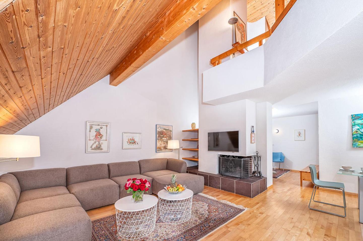 Schweizerhof Ferienwohnungen Lenzerheide 5 الغرفة الصورة